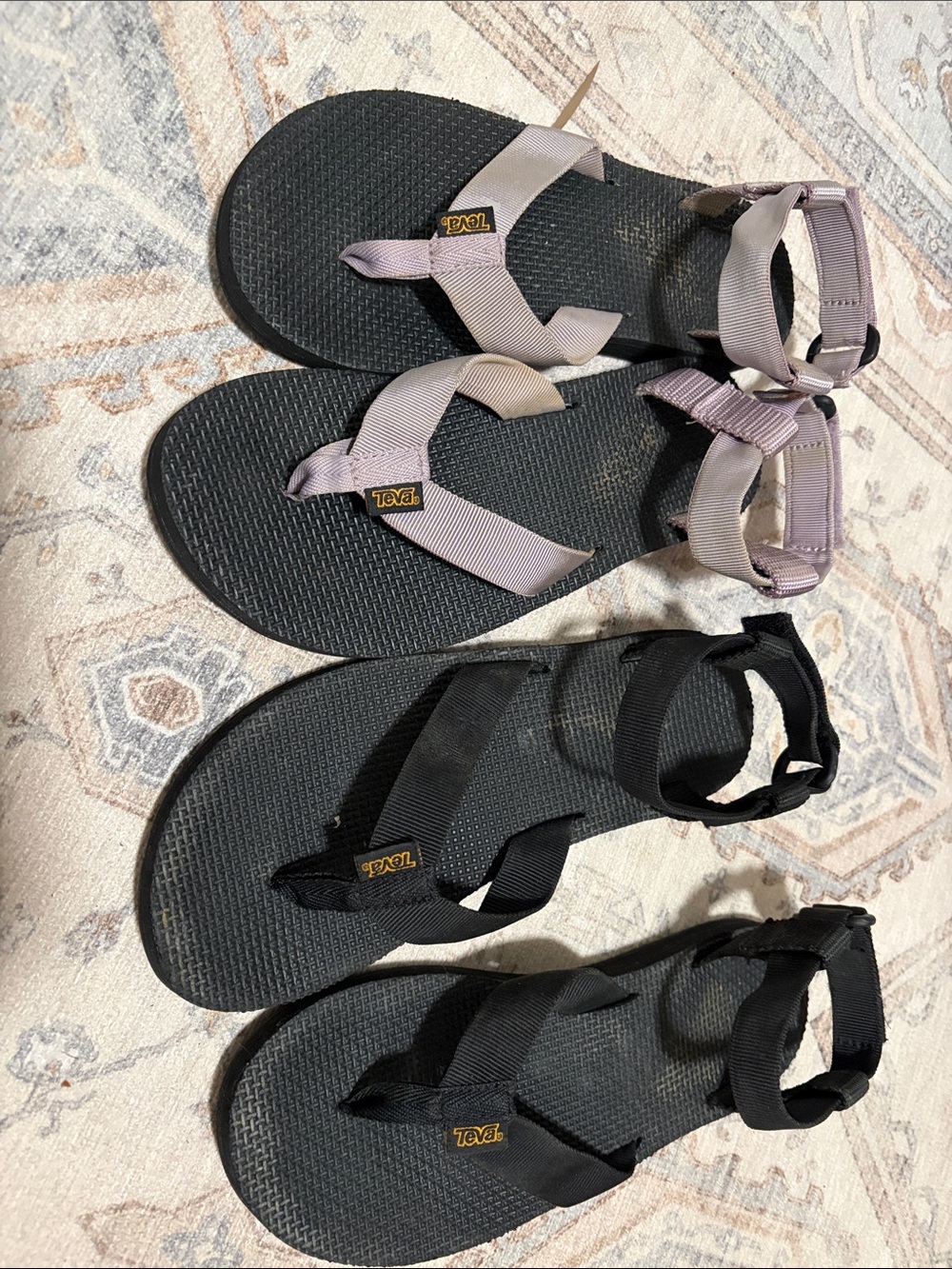 Teva Women's Universal Strap Sandals Lot of 2 in Black and Lavender women’s 8
